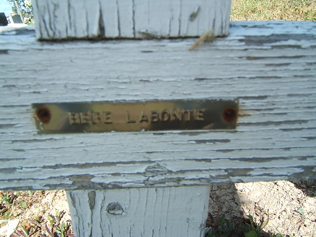 Headstone image of Labonté