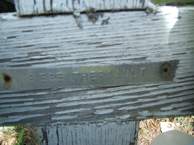 Headstone image of Thériault