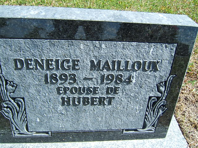 Headstone image of Mailloux