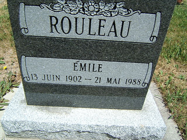 Headstone image of Rouleau