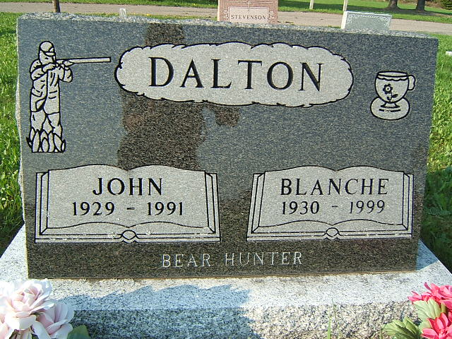 Headstone image of Dalton