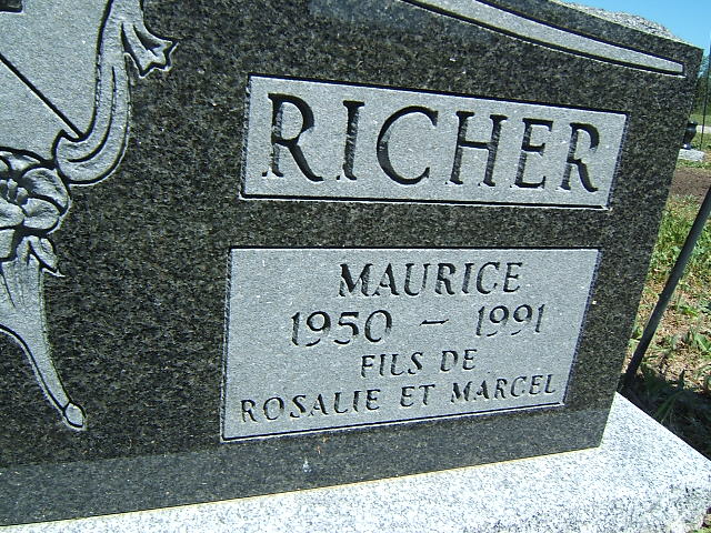 Headstone image of Richer