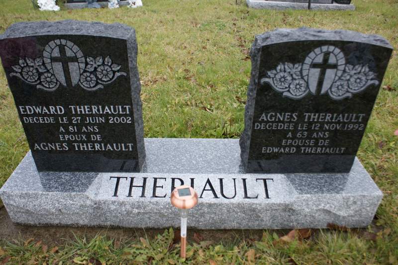 Headstone image of Thériault