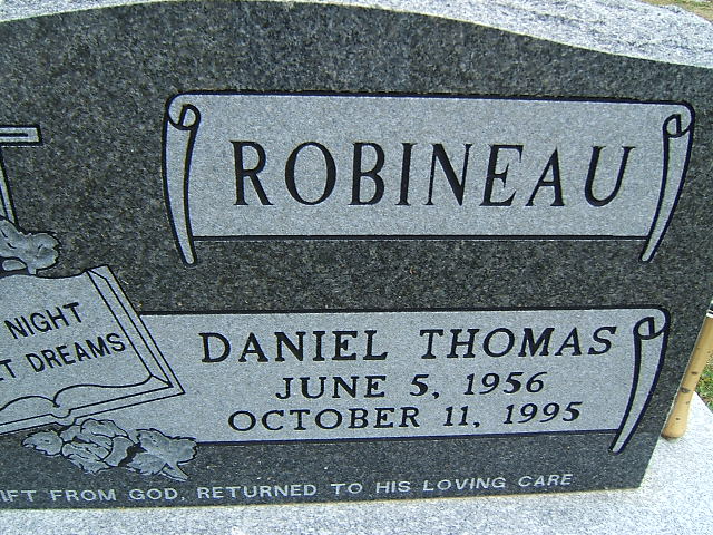 Headstone image of Robineau