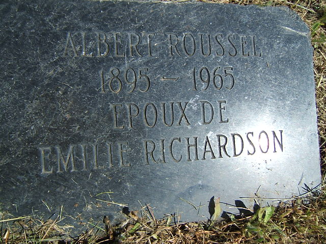 Headstone image of Roussel