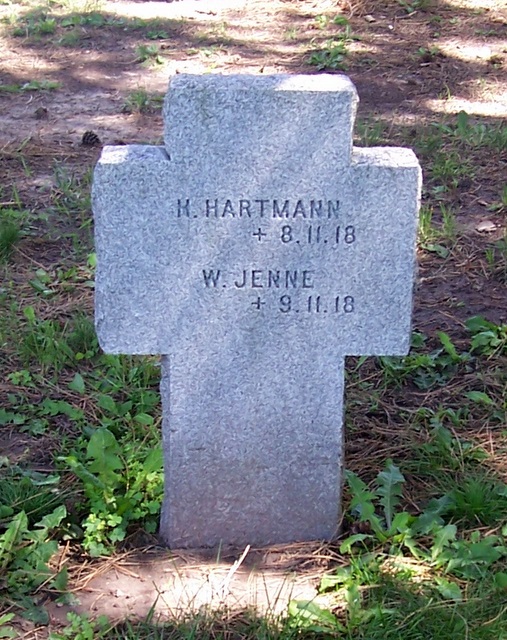 Headstone image of Jenne