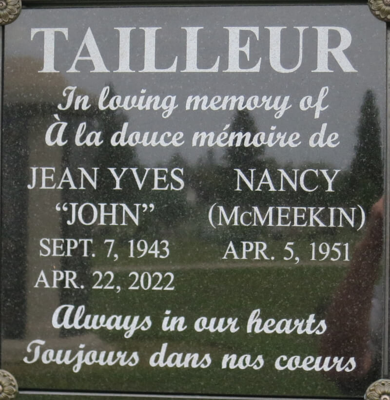 Headstone image of Tailleur