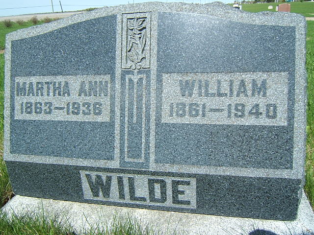 Headstone image of Wilde