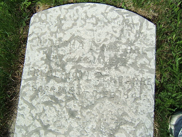 Headstone image of Tencarre