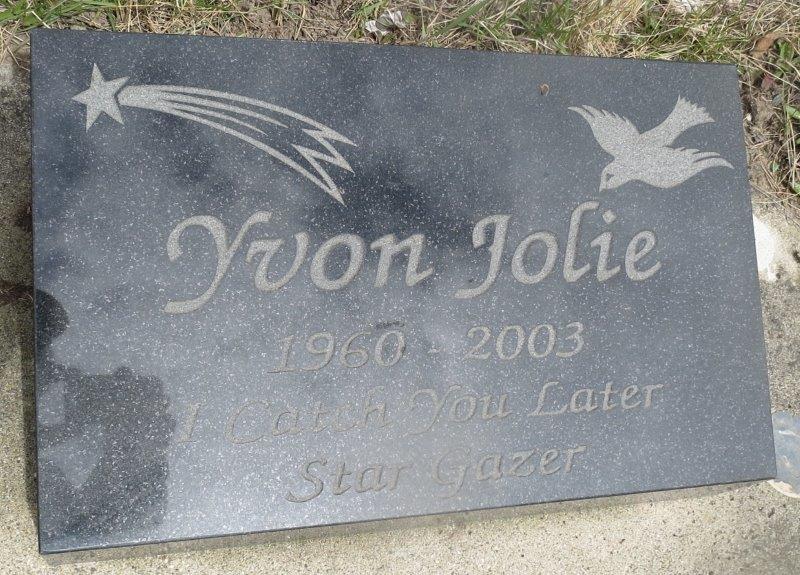 Headstone image of Jolie