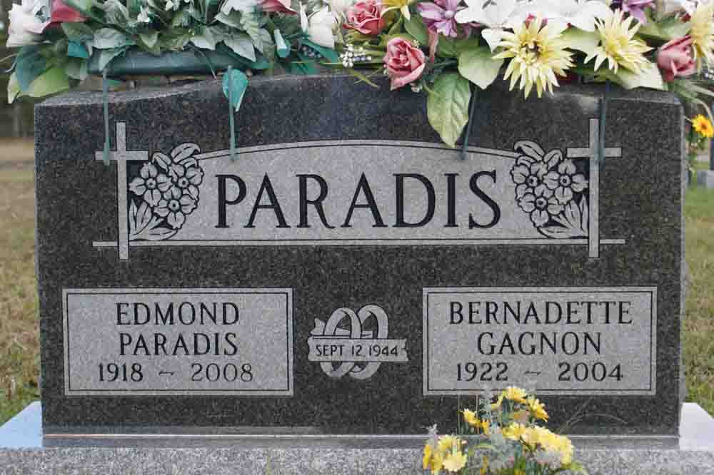 Headstone image of Paradis