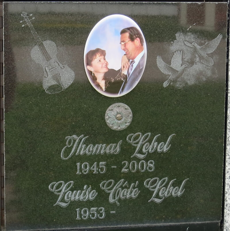Headstone image of Dagenais-Lebel