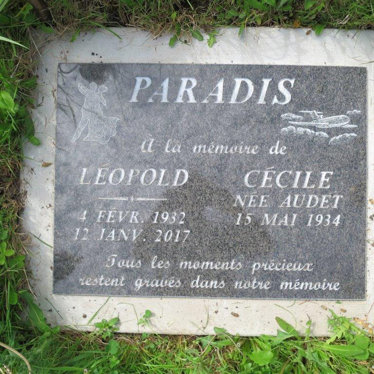 Headstone image of Paradis